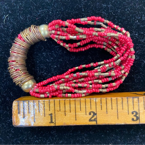 Brass and Cranberry seed bead Bracelet - Picture 2 of 3